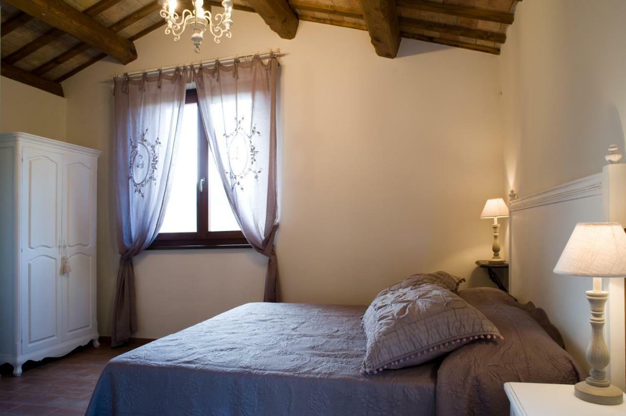 Casa Di Mi Bed & Breakfast Serrungarina Exterior foto
