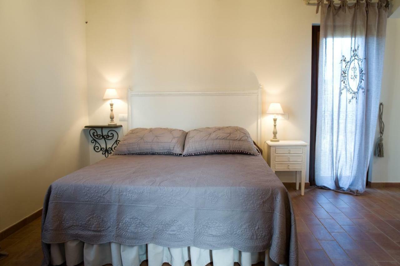 Casa Di Mi Bed & Breakfast Serrungarina Exterior foto